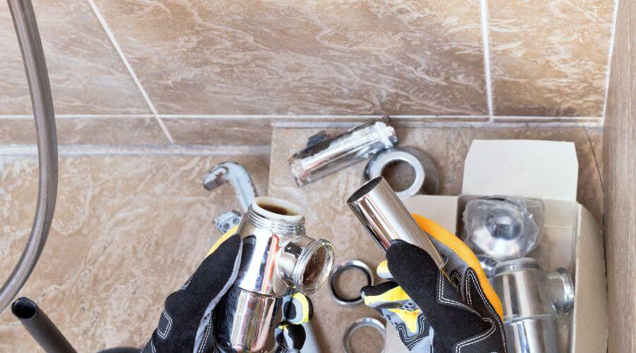 Professional gutter cleaning in Kingman, KS